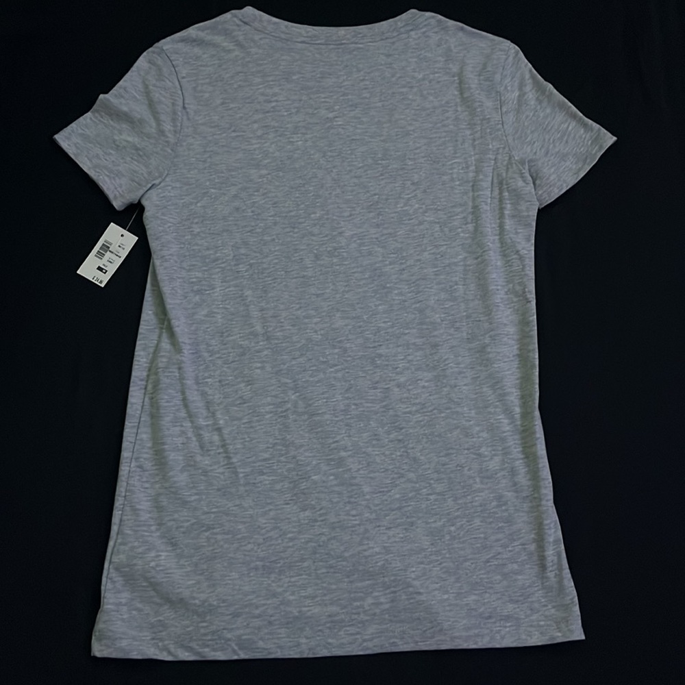 t-shirt - Picture 2 of 3